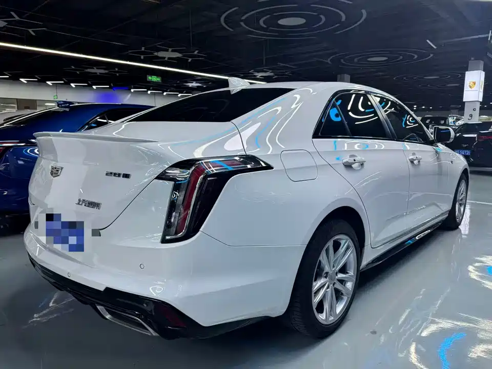 Cadillac CT4