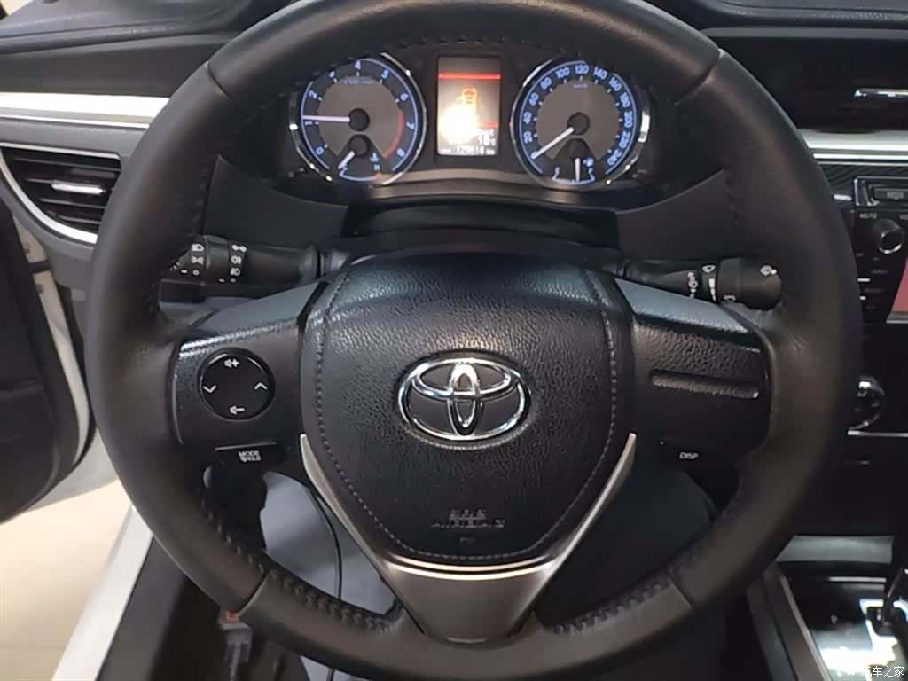Toyota Corolla, 2015 11