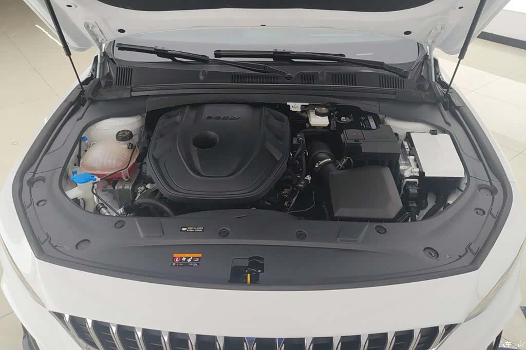 Geely Preface, 2025 10