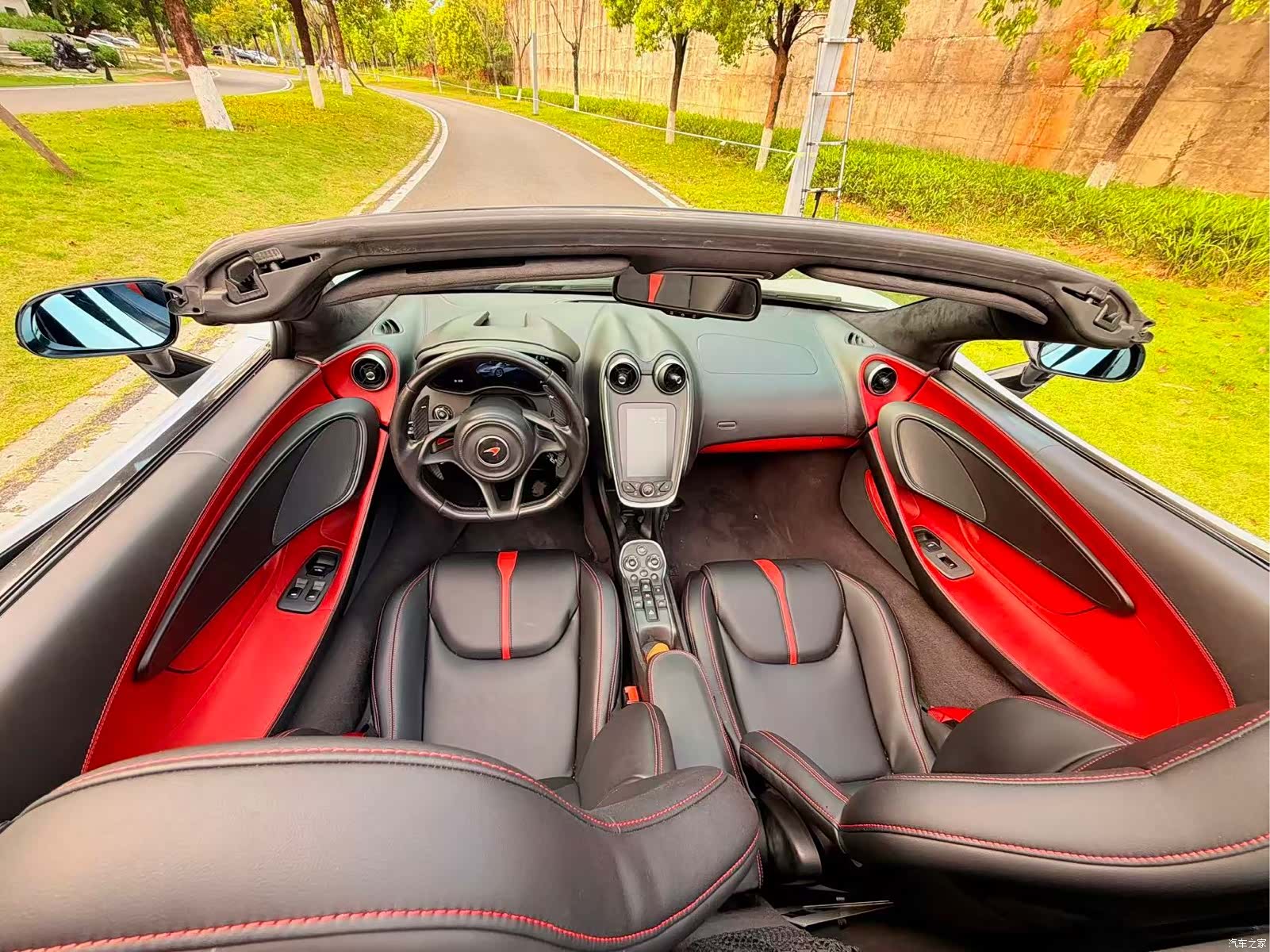 McLaren 570, 2019 9