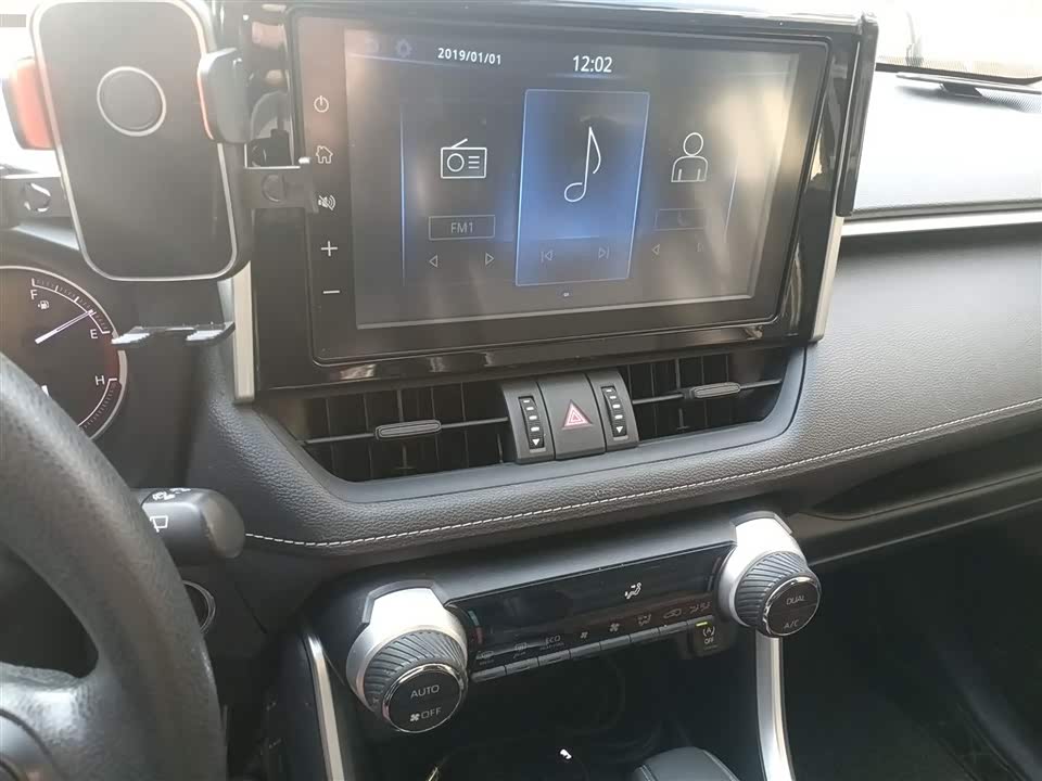 Toyota RAV4 Rongfang