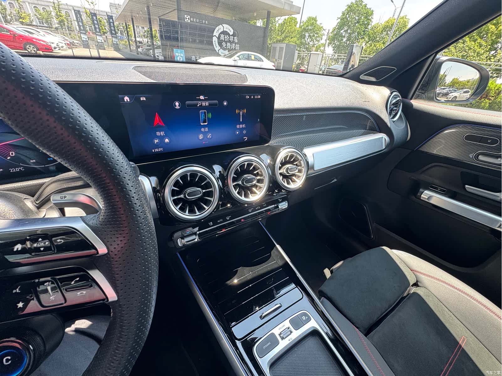 Mercedes-Benz GLB, 2025 8