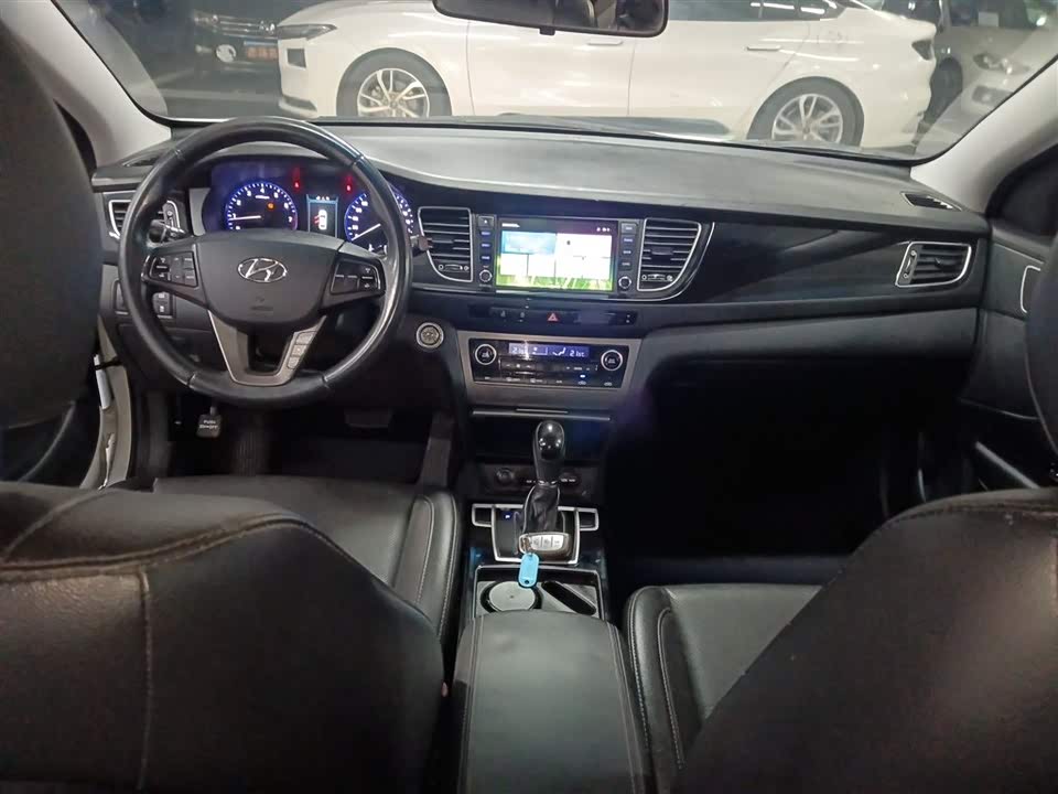 Hyundai Name picture