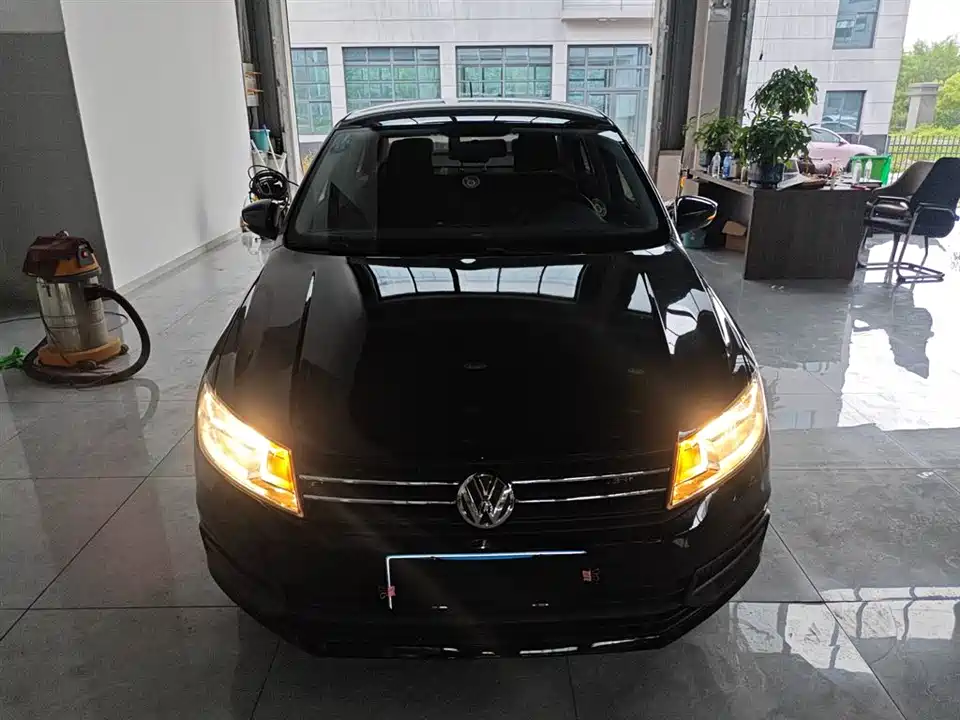 Volkswagen Santana