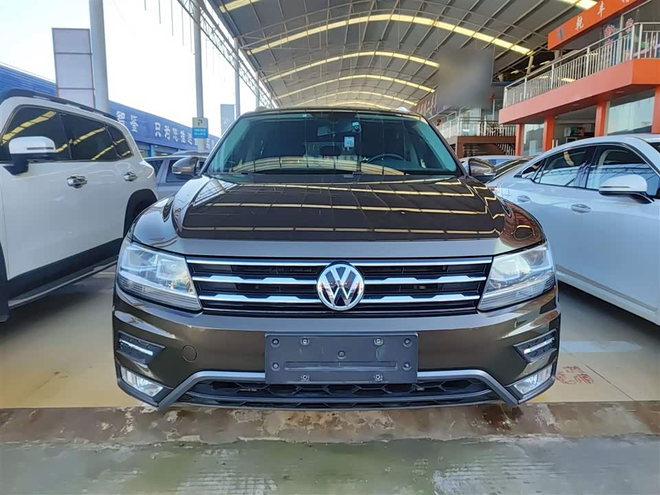 Volkswagen Tiguan L