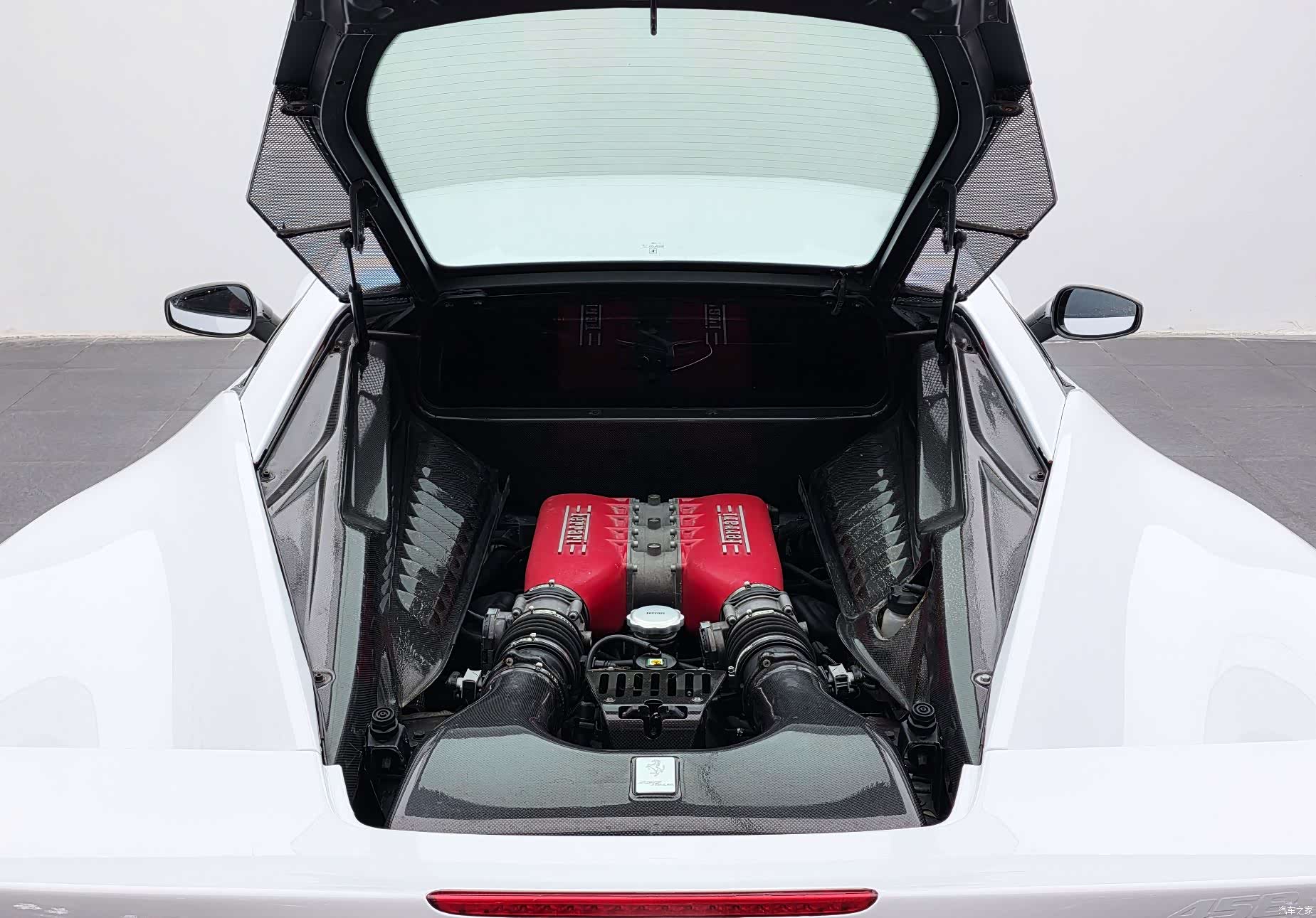 Ferrari 458, 2013 21