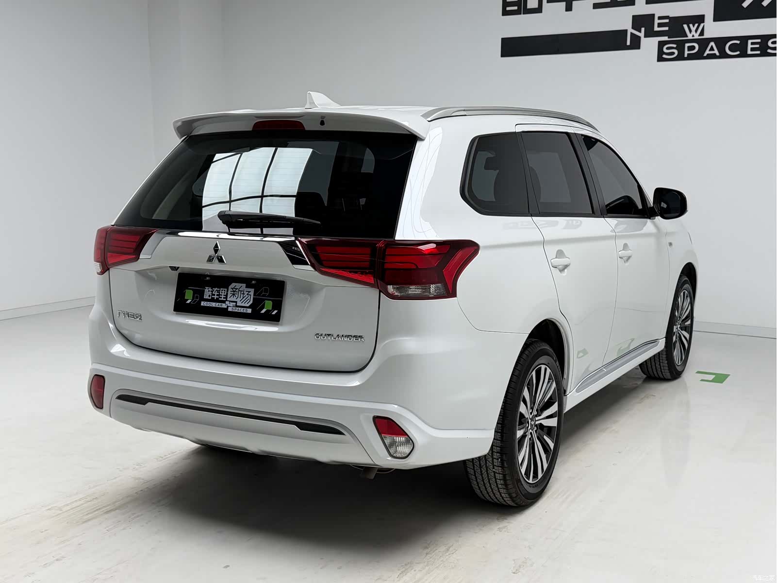 Mitsubishi Outlander, 2021 4
