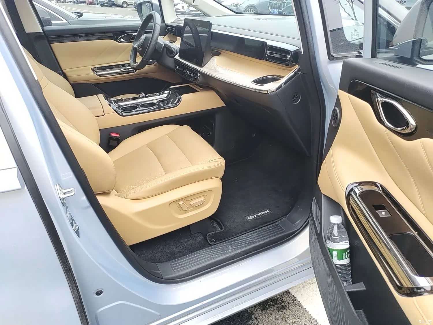 Trumpchi E8, 2024 все фото