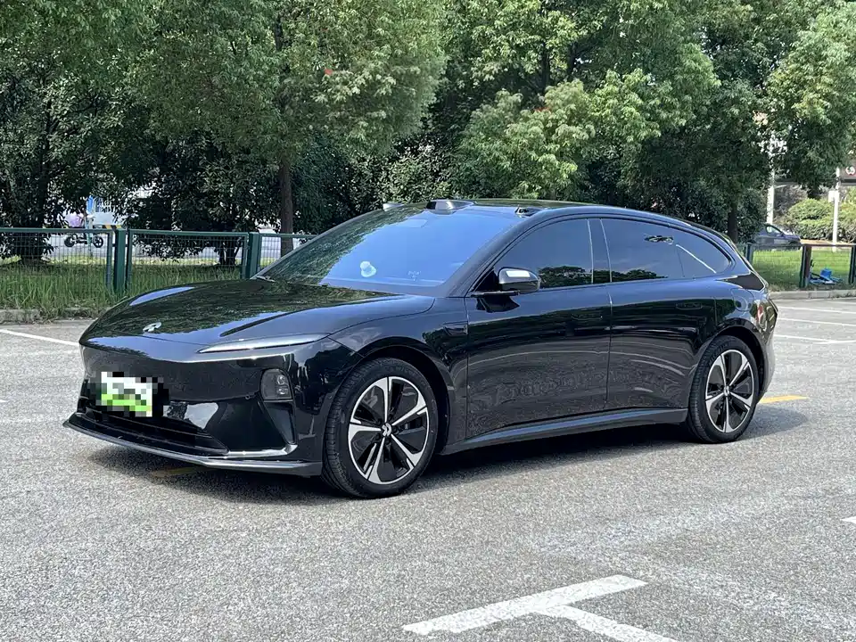 NIO ET5T