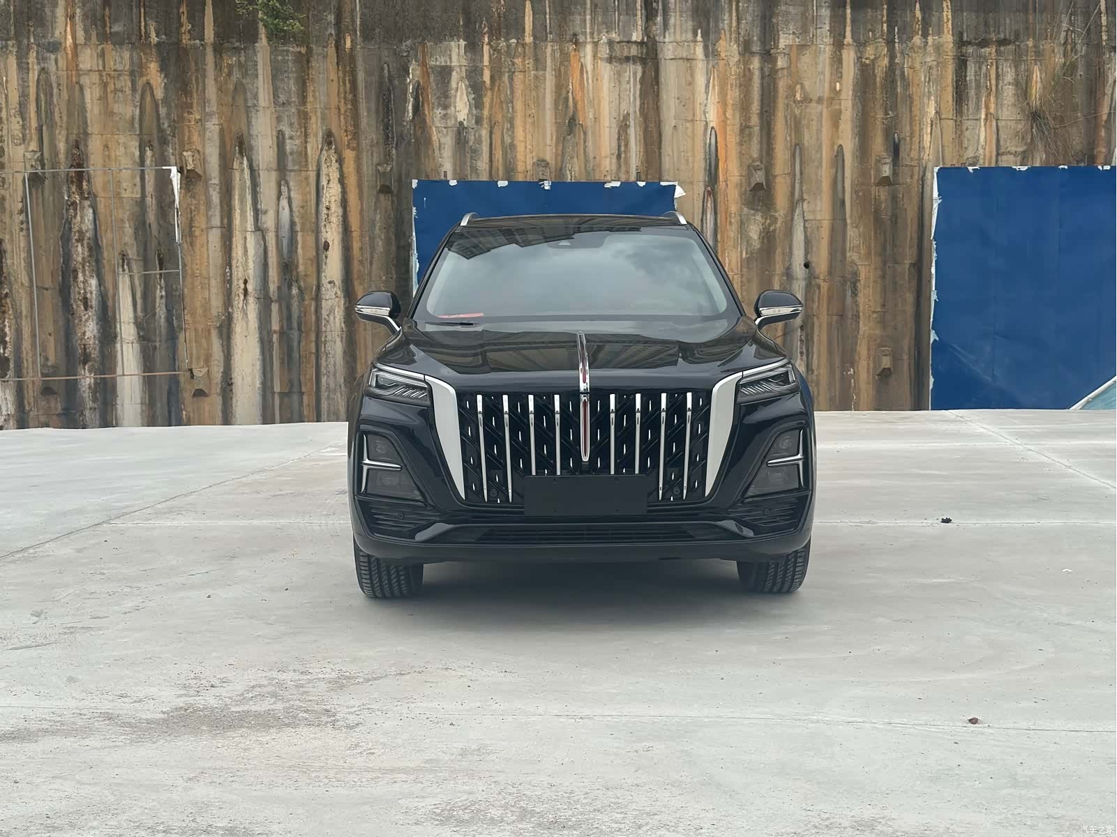Hongqi HS5, 2023 3