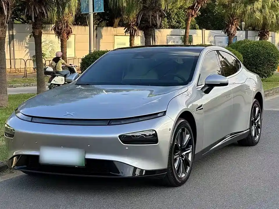 XPENG P7