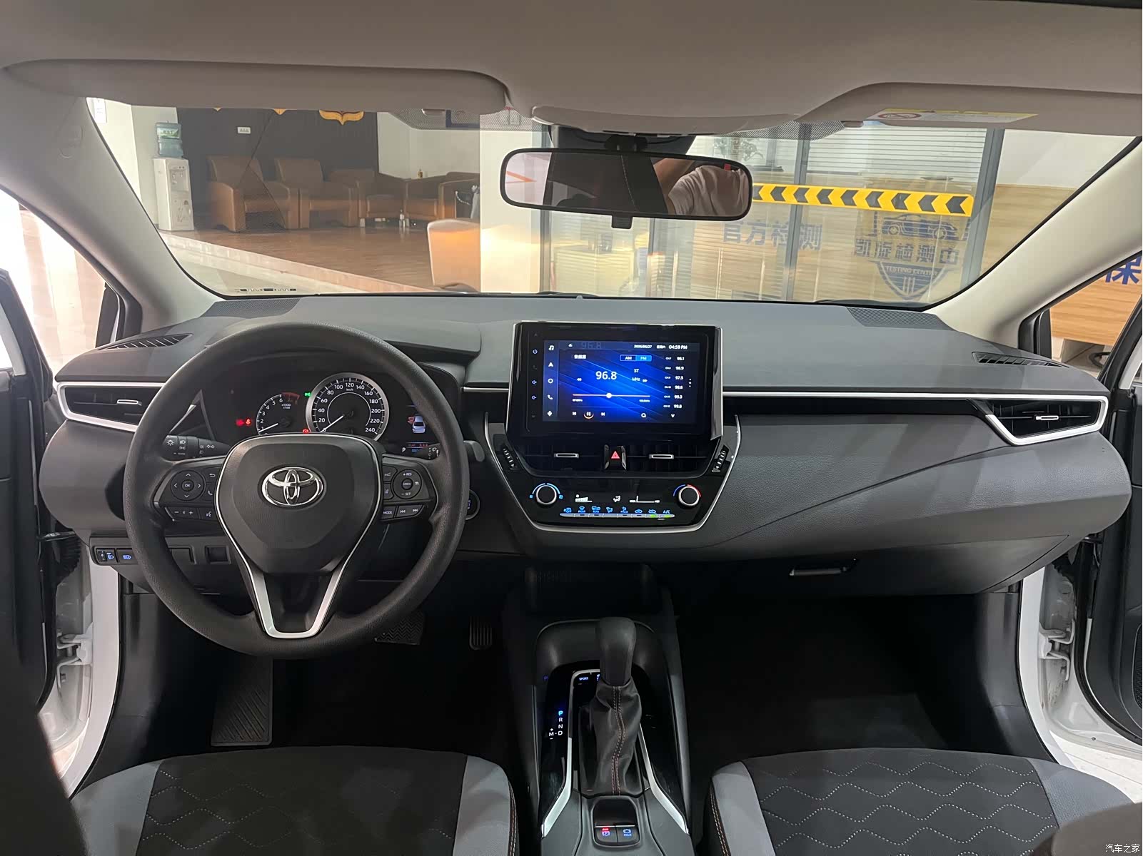 Toyota Corolla, 2022 11