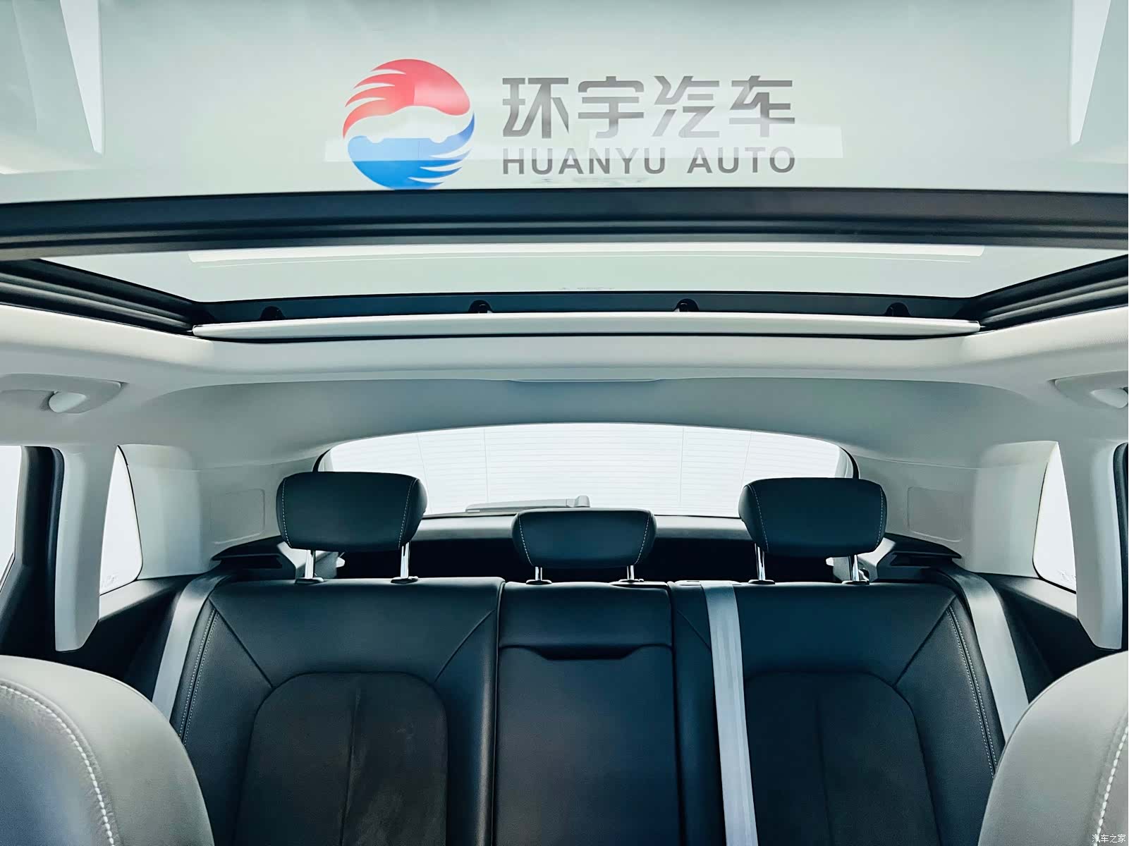 Audi Q3, 2023 16