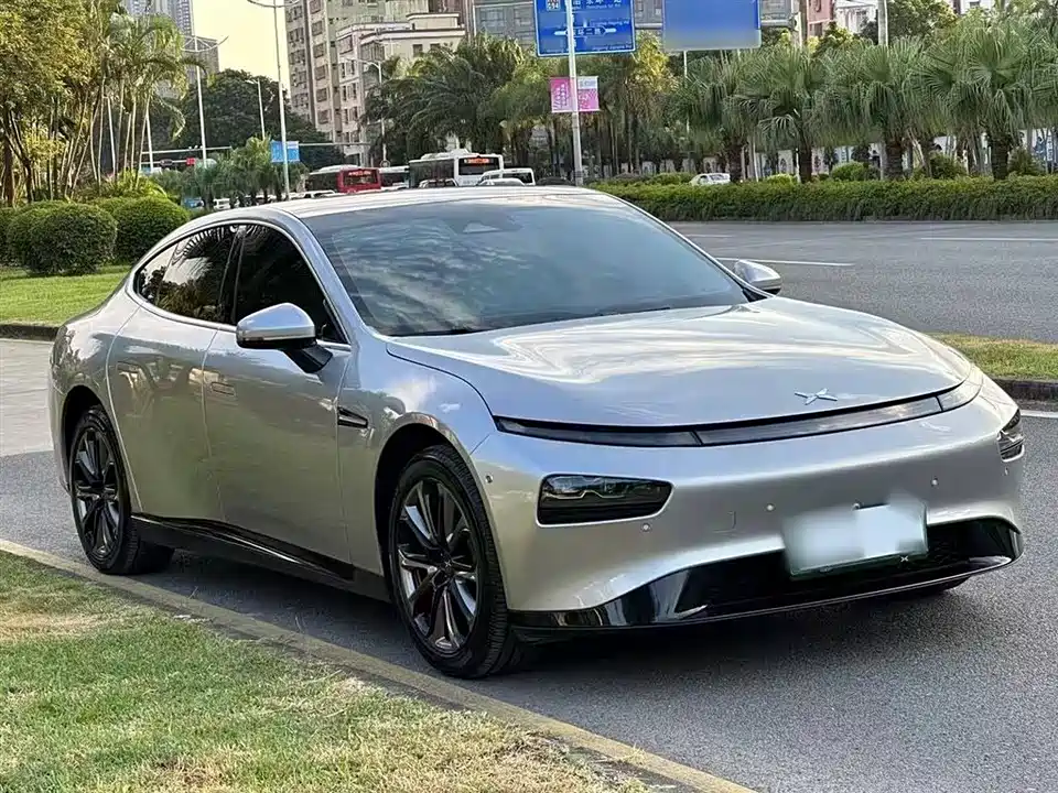 XPENG P7