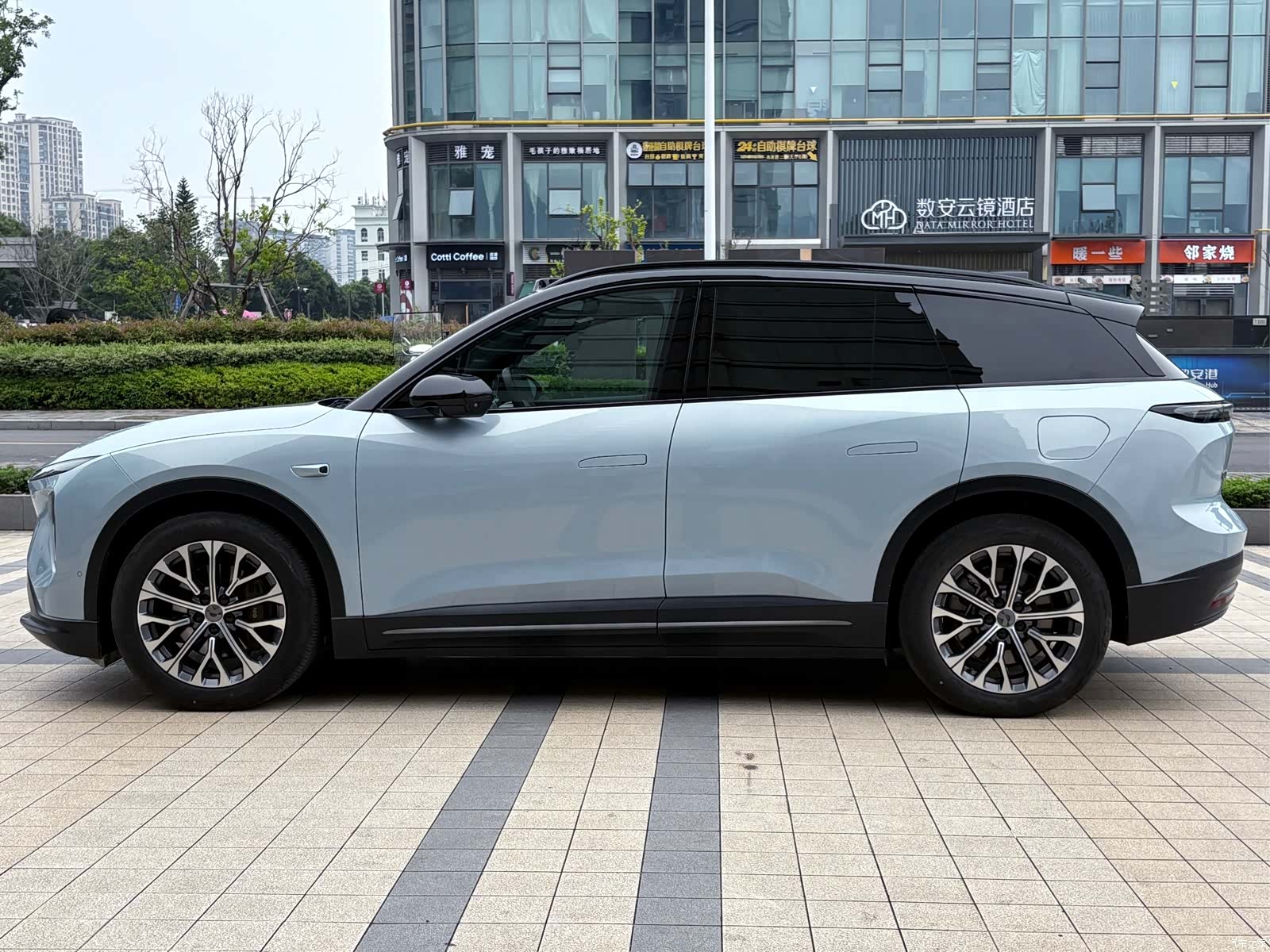 NIO ES6, 2023 2