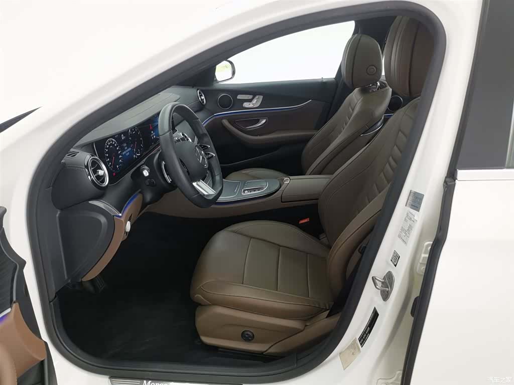 Mercedes-Benz E-Class, 2021 10