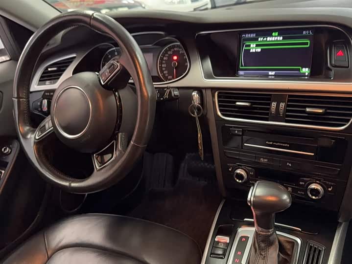 Audi A4 2014 40 TFSI allroad quattro plus ban