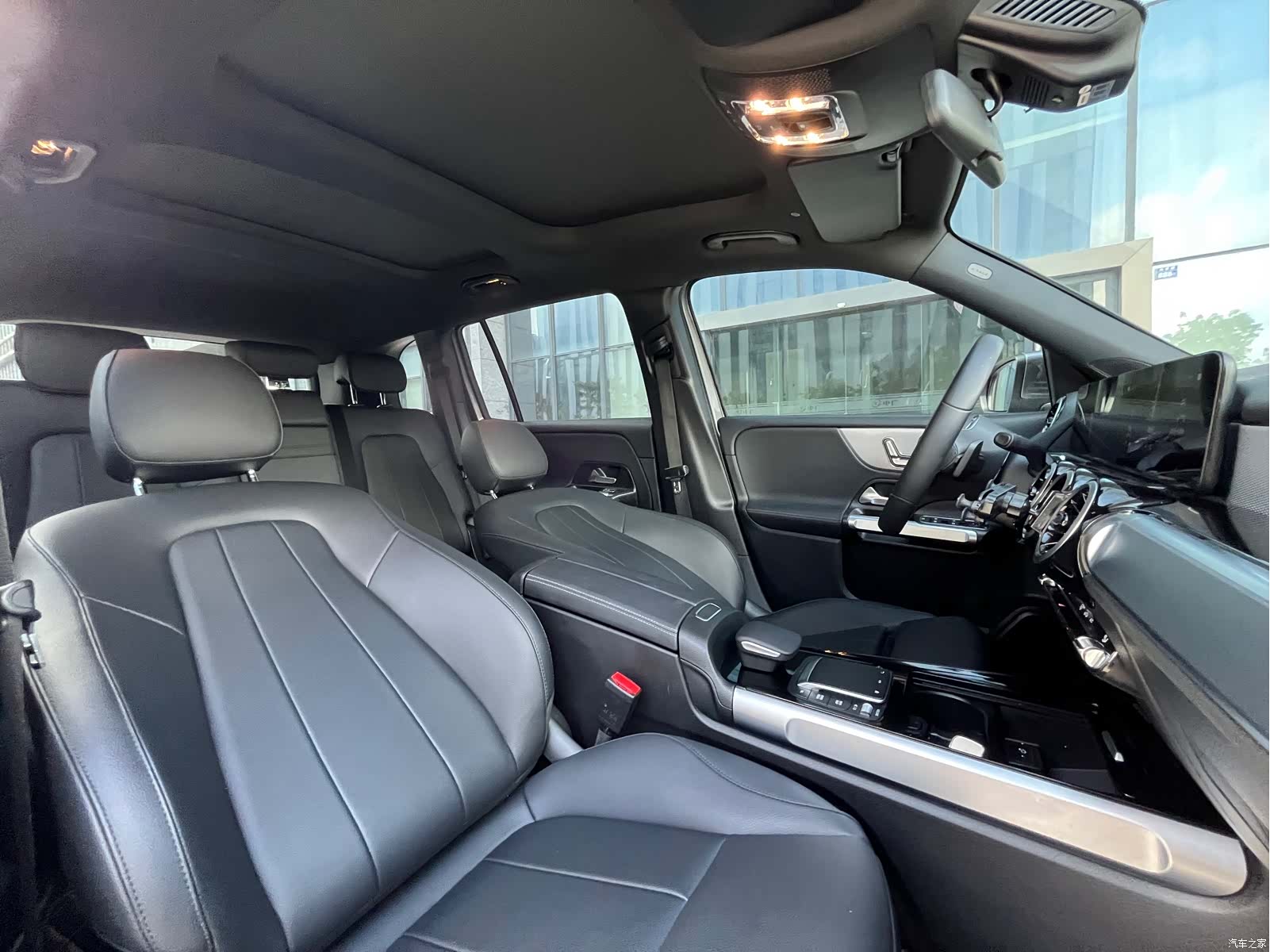 Mercedes-Benz GLB, 2022 13
