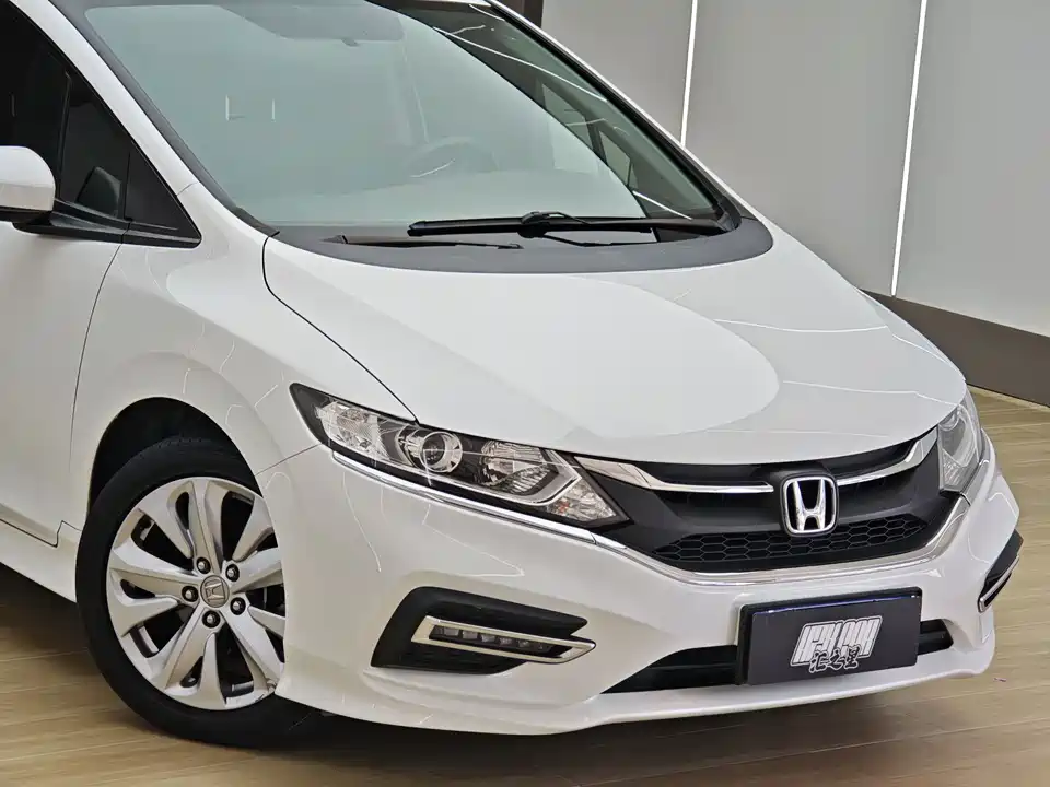 Honda Jade