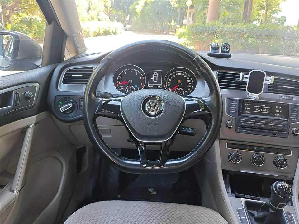 Volkswagen golf