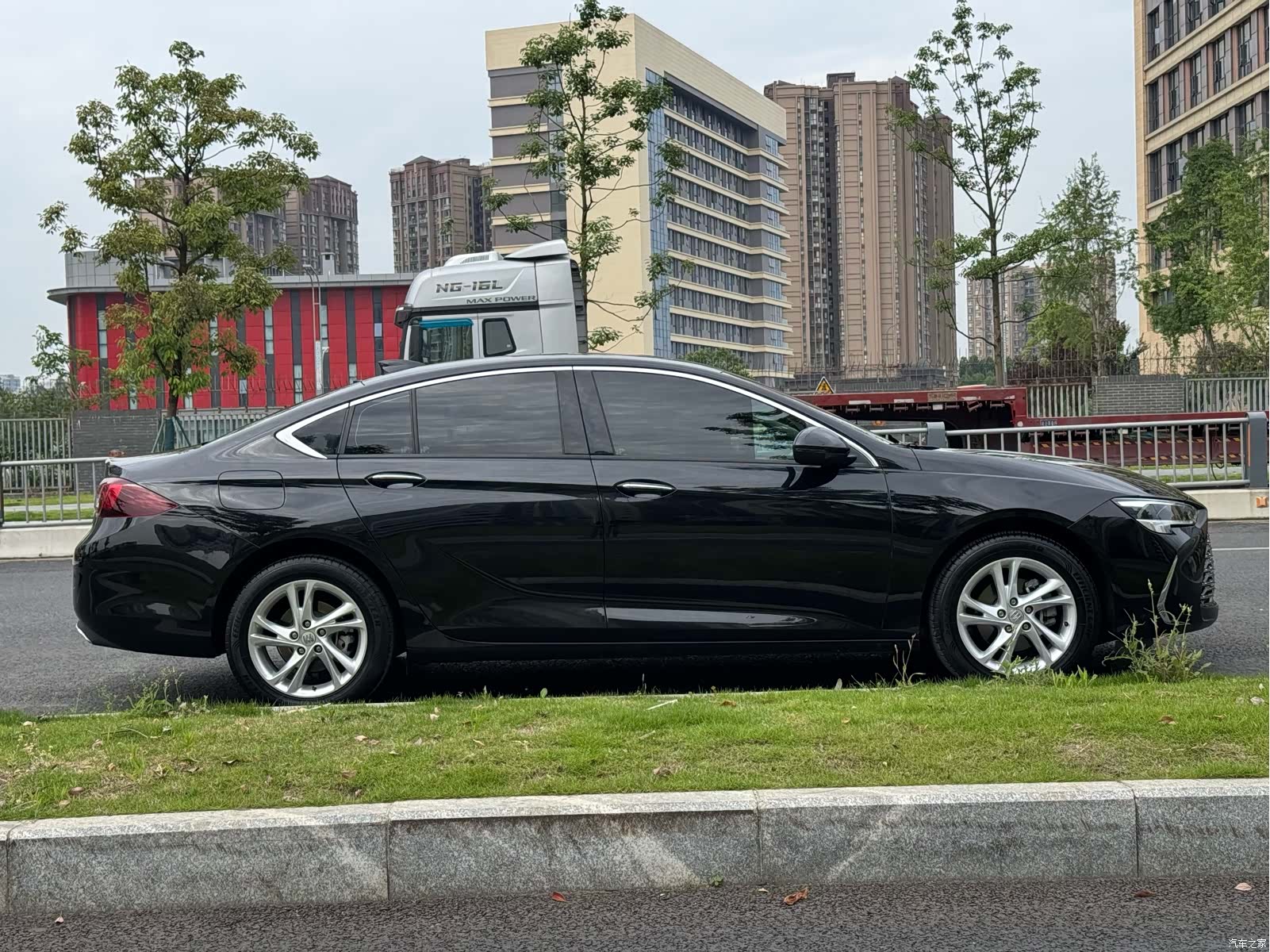 Buick Regal, 2023 13