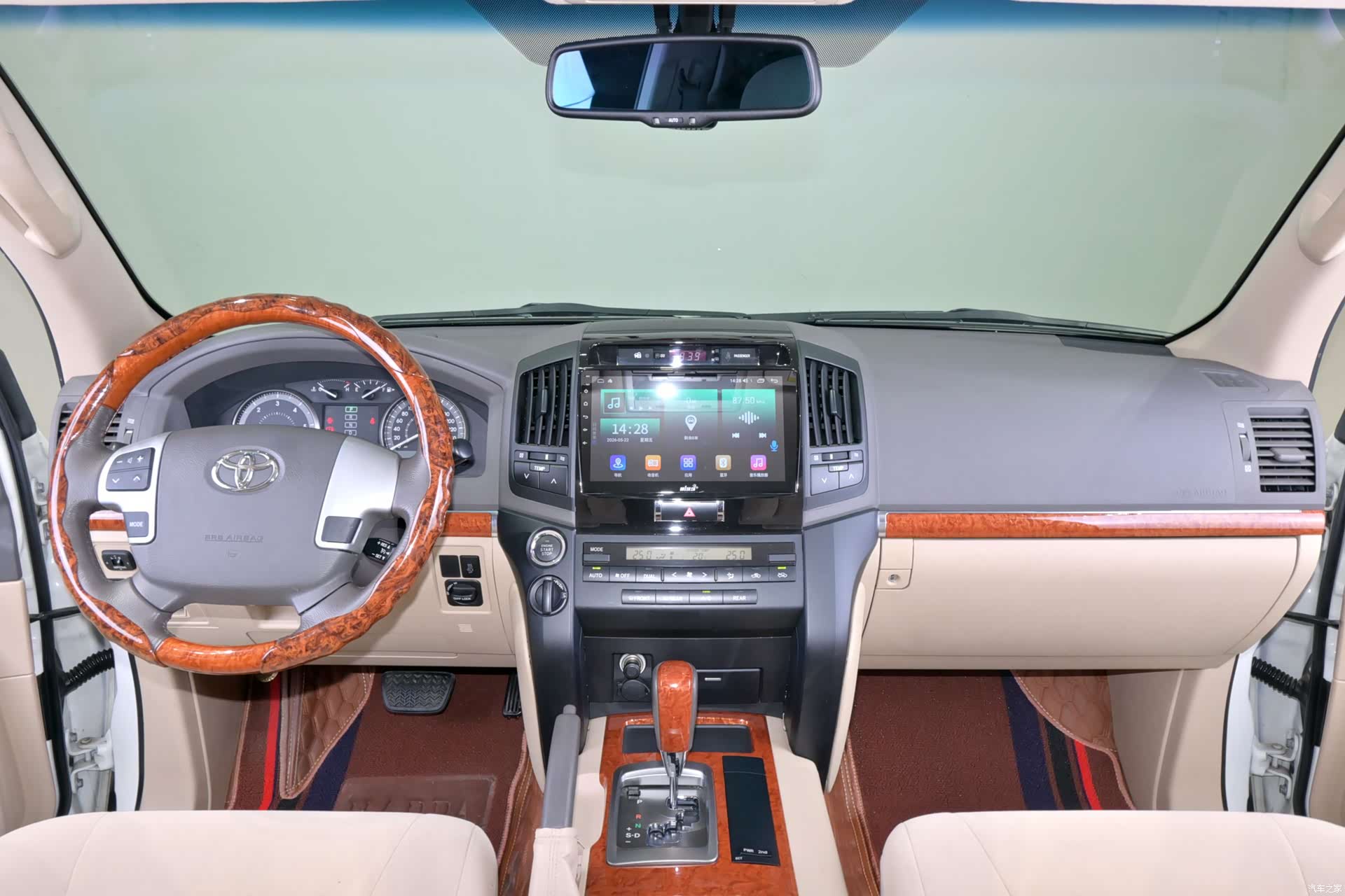 Toyota Land Cruiser, 2018 9
