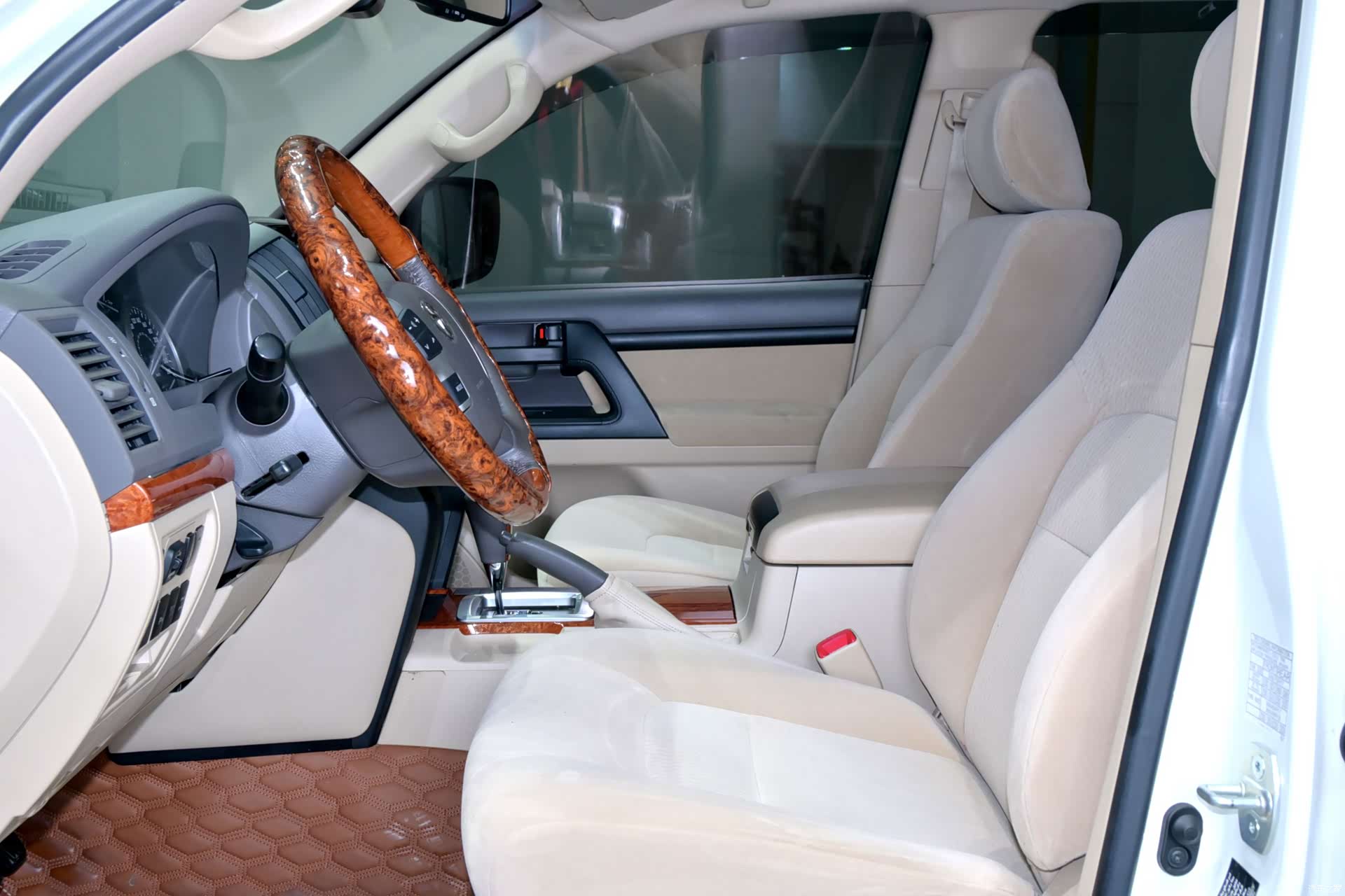 Toyota Land Cruiser, 2018 10