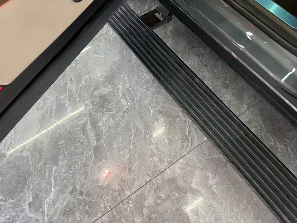 AITO Ask the world M7