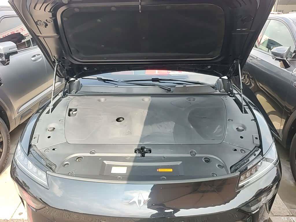 DongFeng eπ007, 2024 16