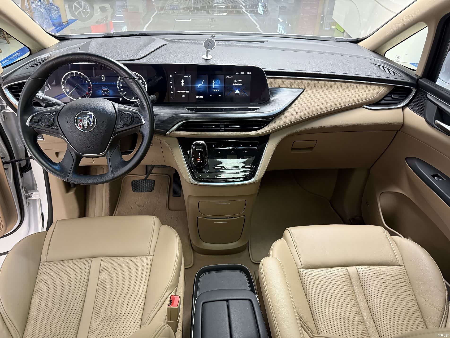 Buick GL8, 2020 8