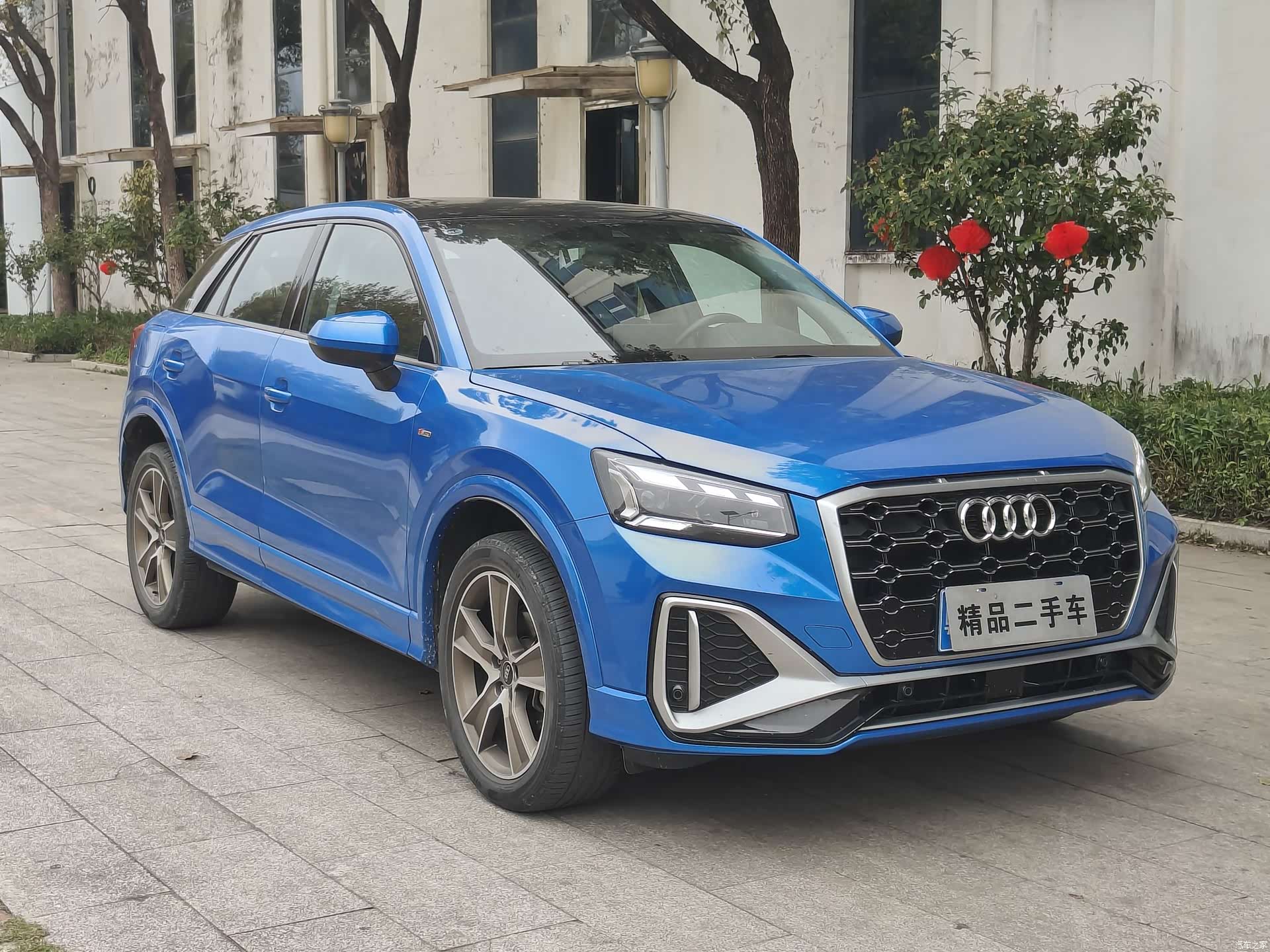 Audi Q2L, 2023 3