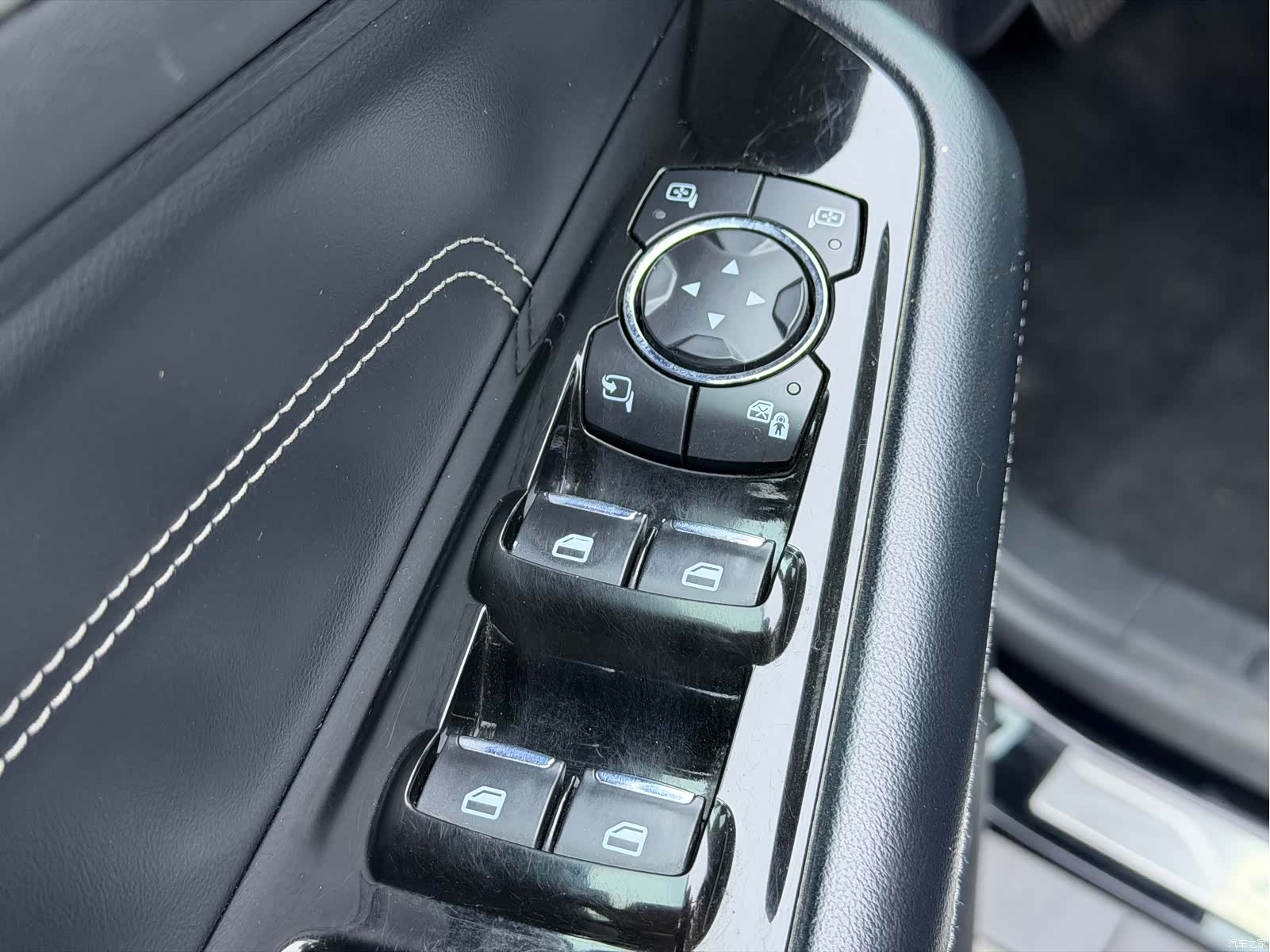 Ford Edge, 2023 все фото