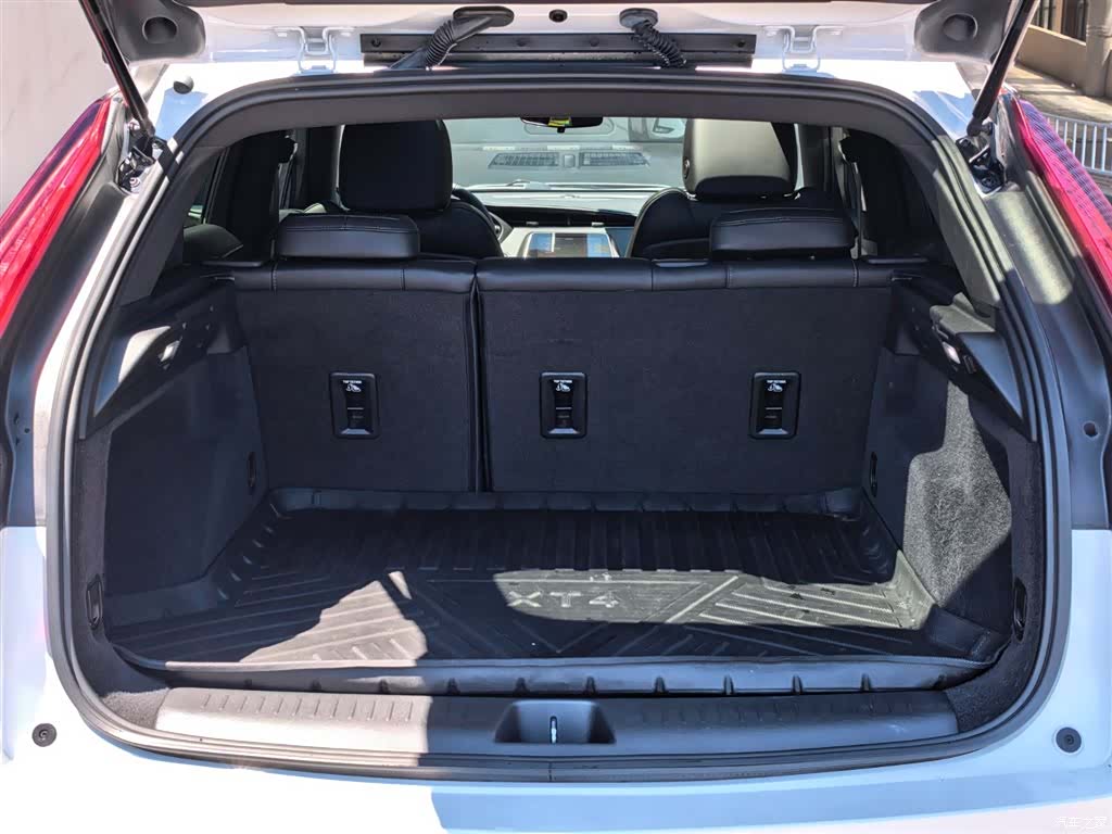 Cadillac XT4, 2022 11