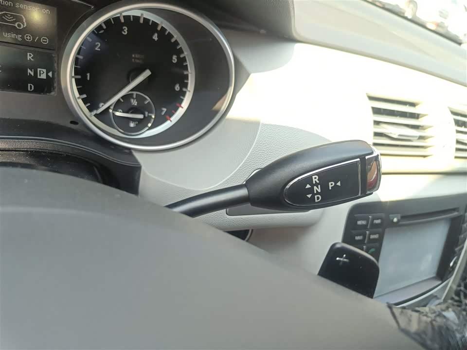 Mercedes-Benz R-class