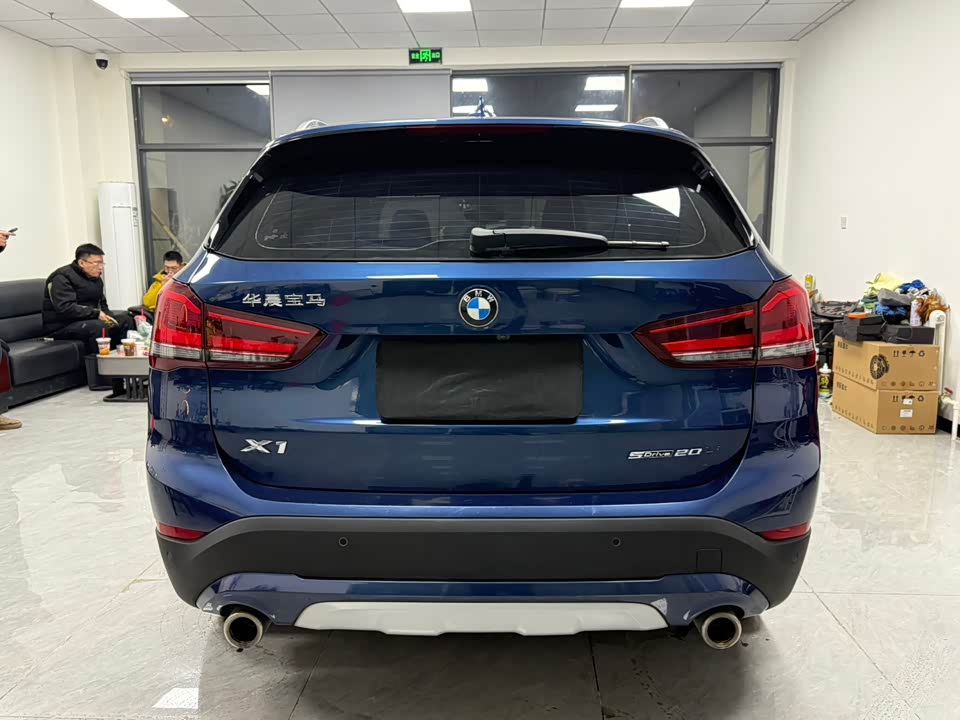 BMW X1