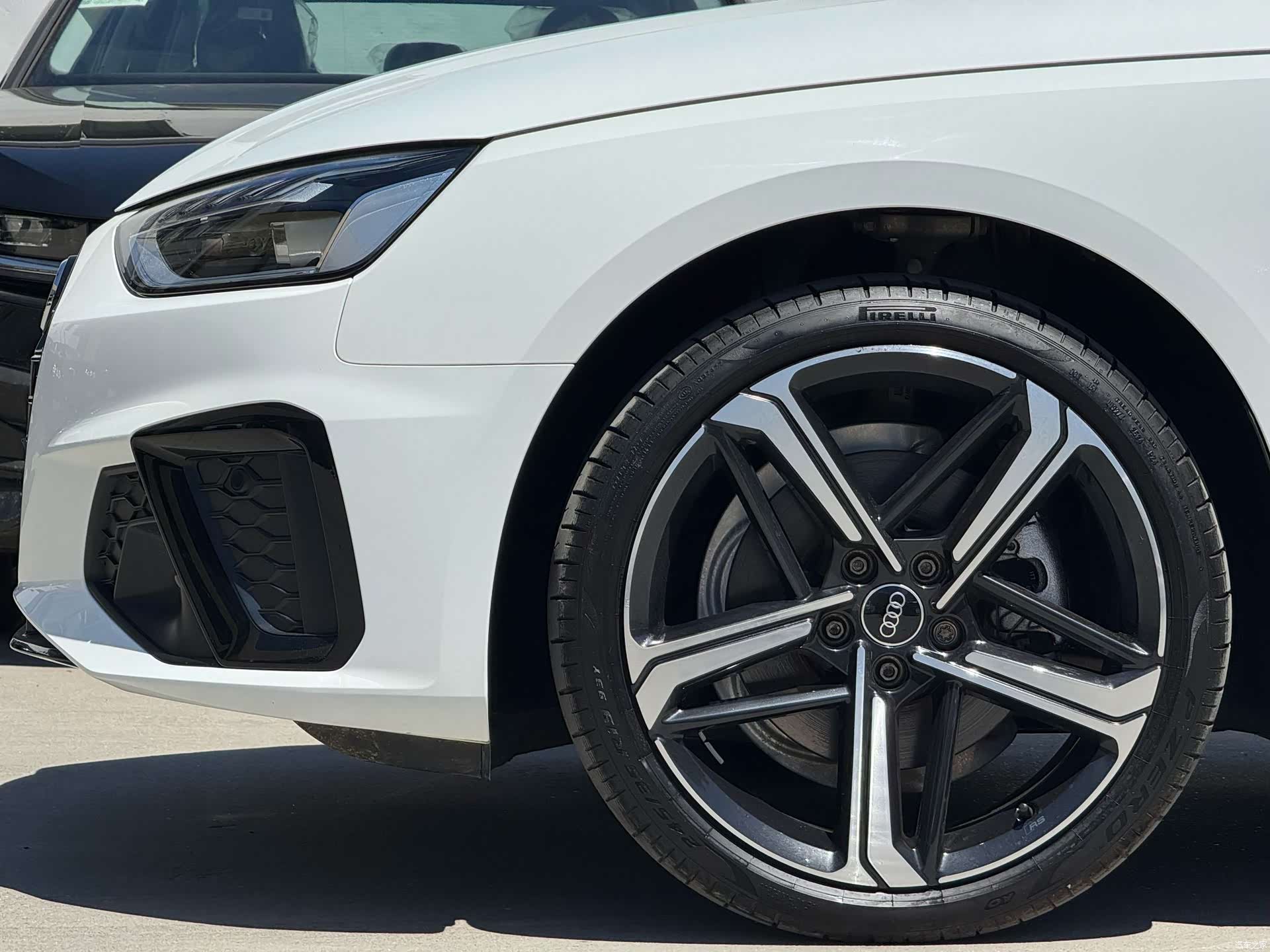 Audi A4L, 2024 6