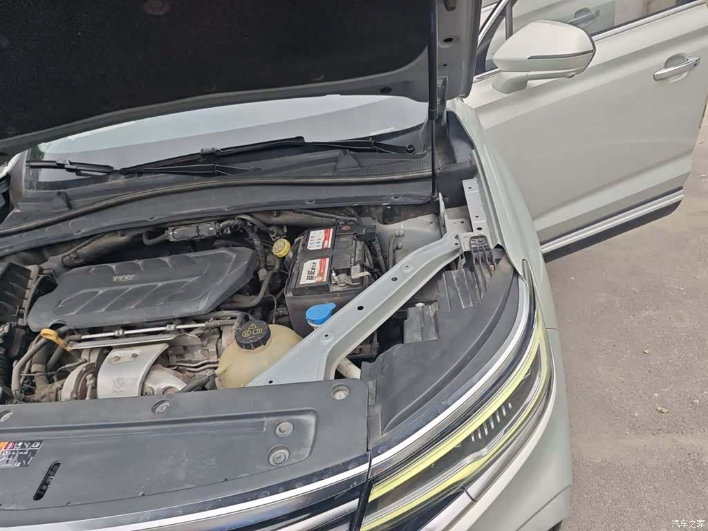 Roewe RX5, 2020 22