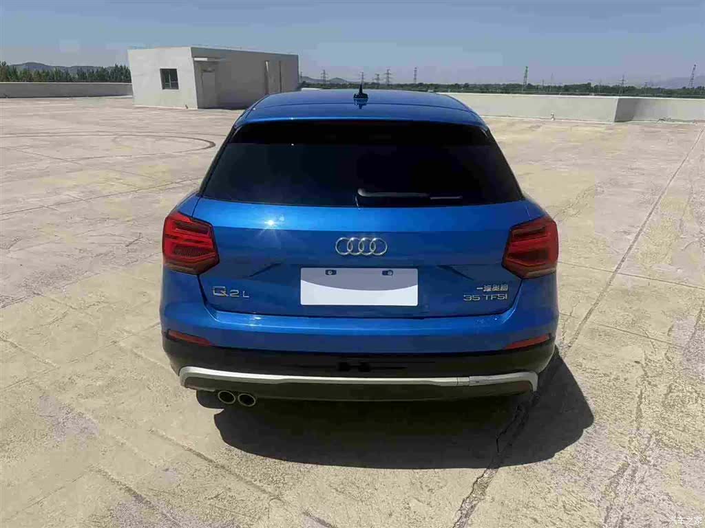 Audi Q2L, 2020 8