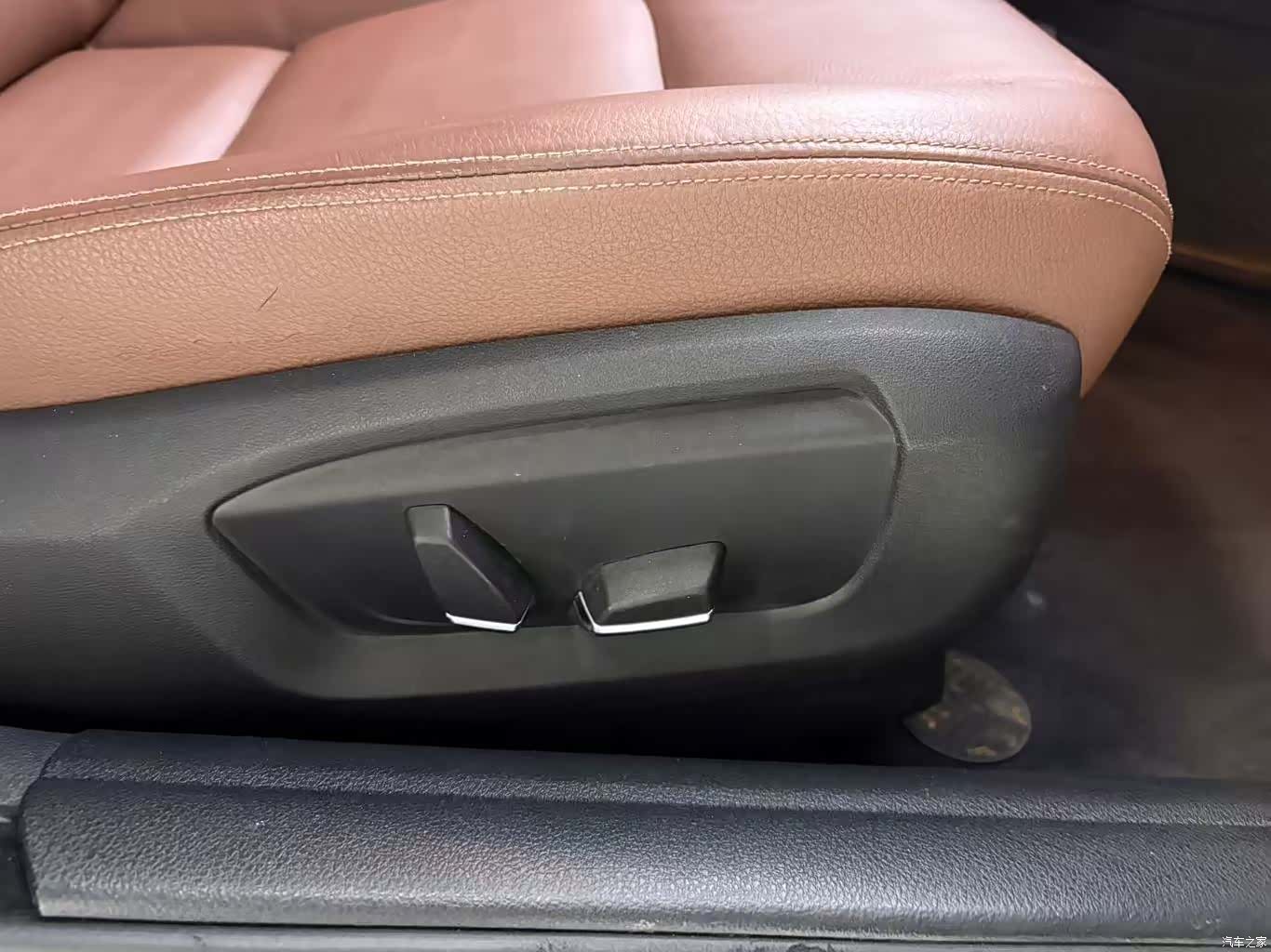 BMW 5 Series, 2014 21