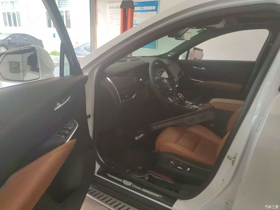 Cadillac XT4, 2023 6