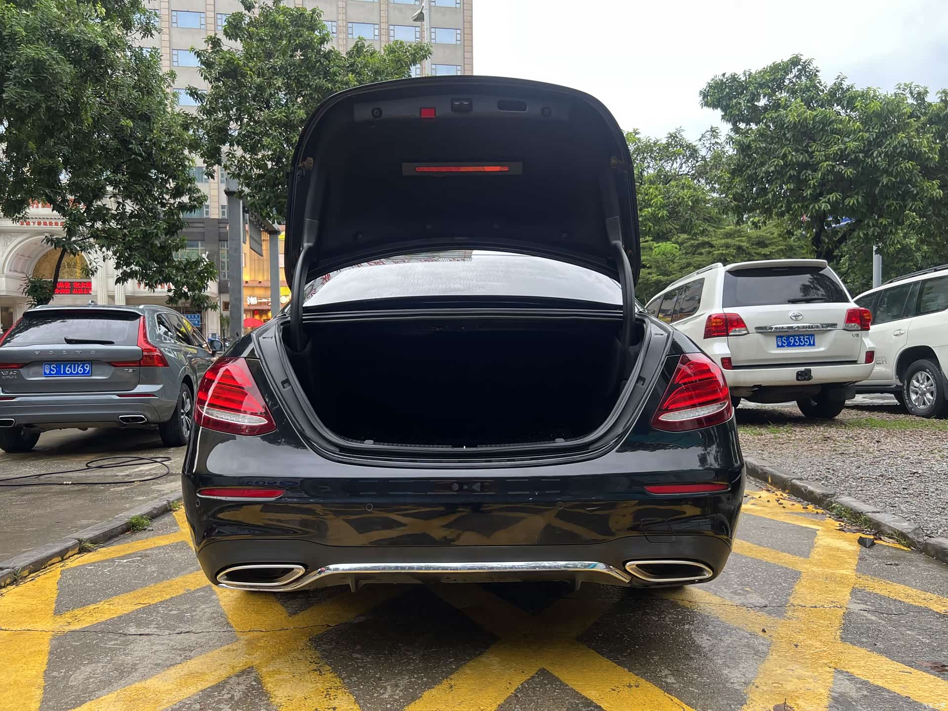 Mercedes-Benz E-Class, 2021 15