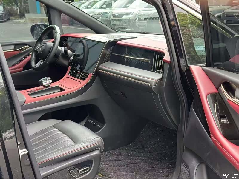 Trumpchi M8, 2023 8