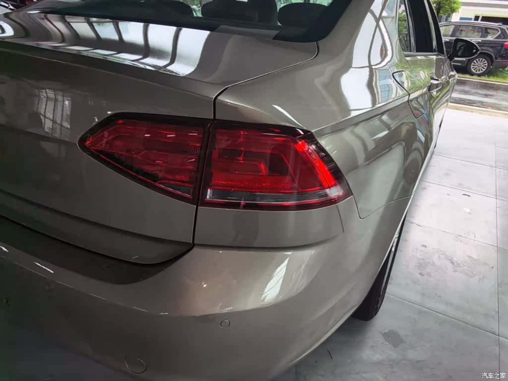 Volkswagen Lamando, 2017 8