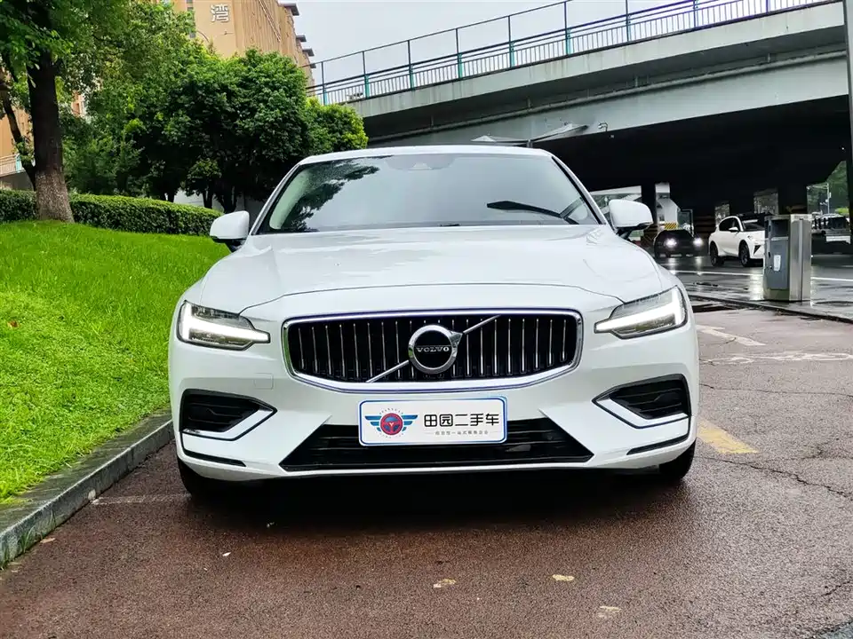 Volvo S60