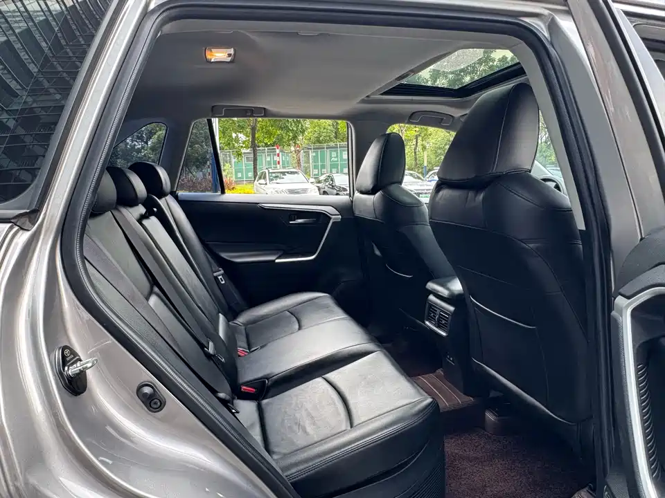 Toyota RAV4 Rongfang Dual Engine E+