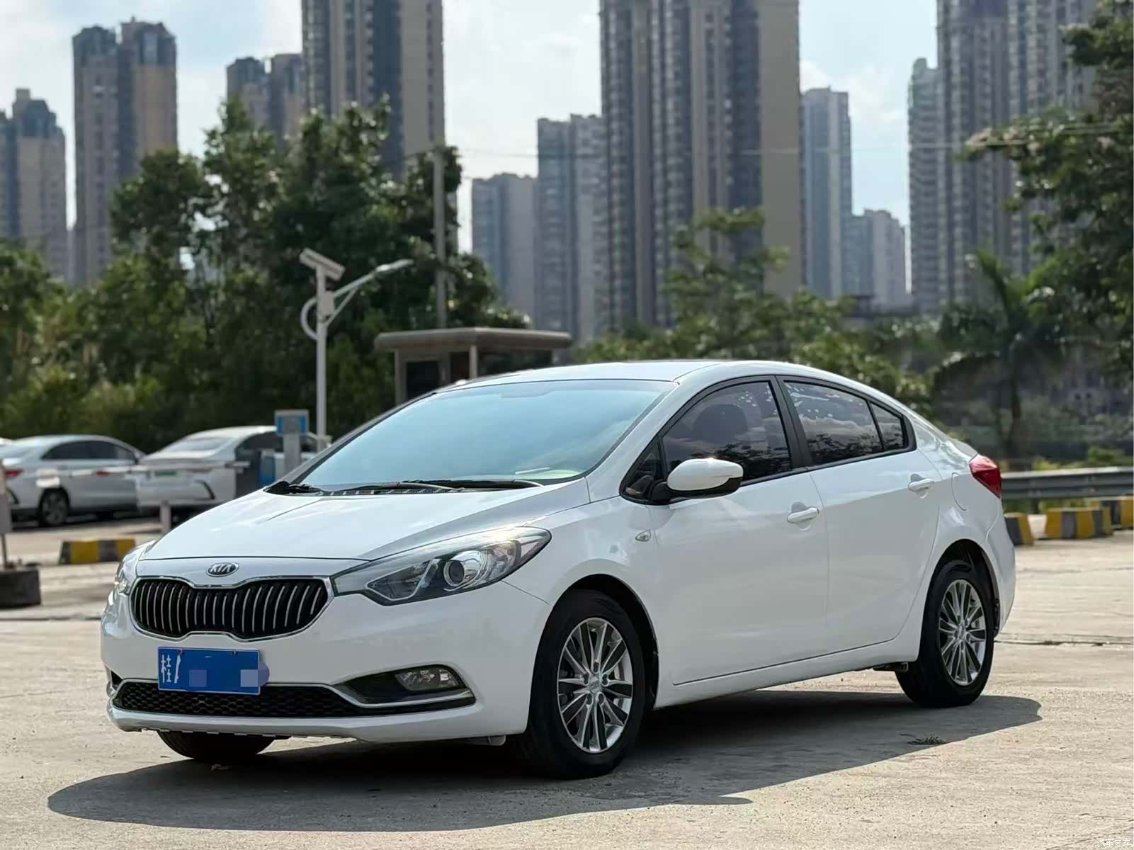 Kia K3, 2014 1