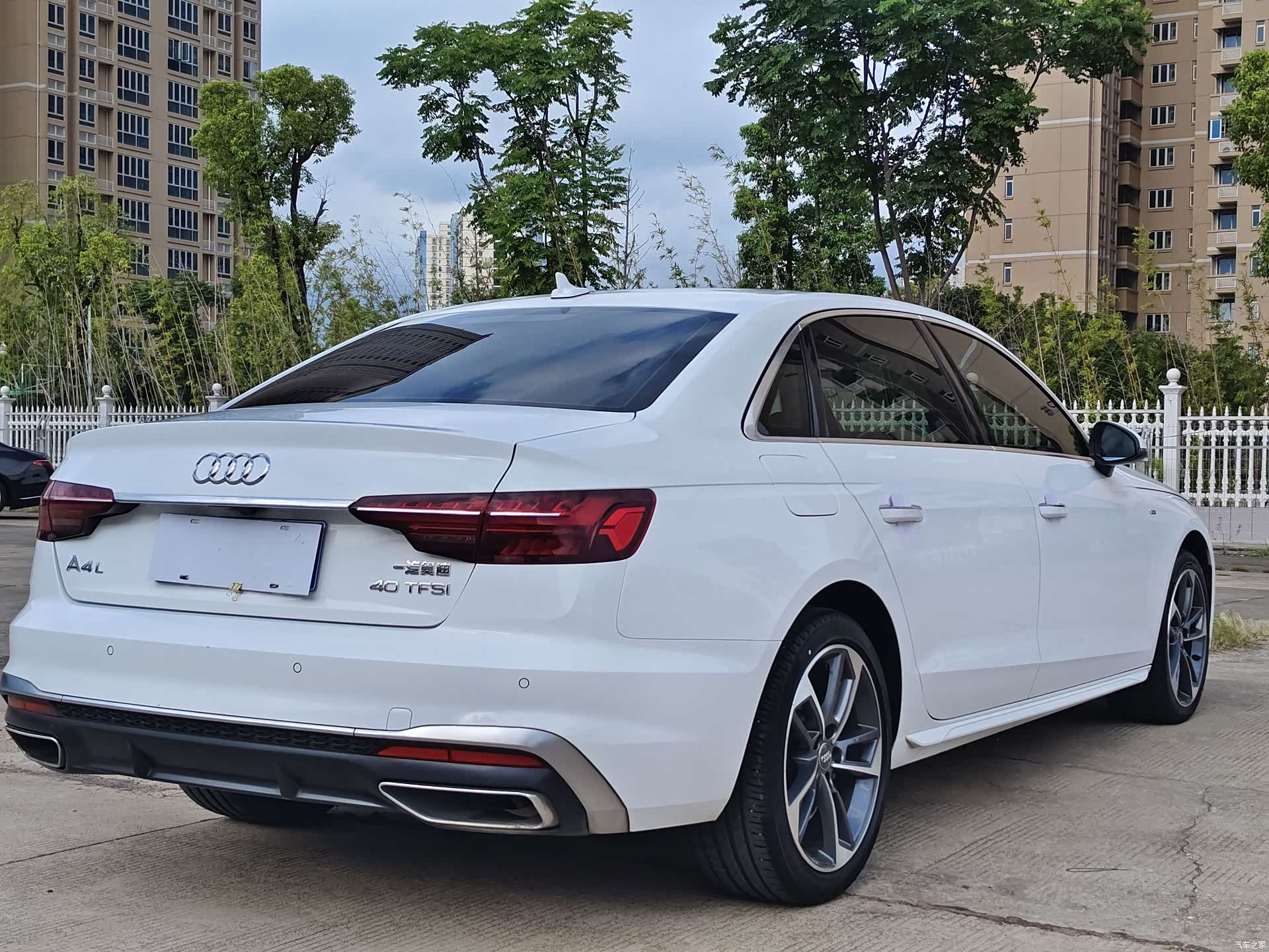 Audi A4L, 2020 4