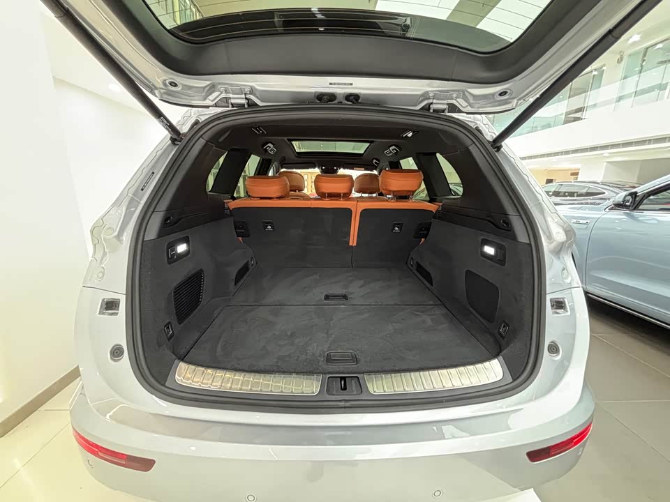 AITO Ask the world M7