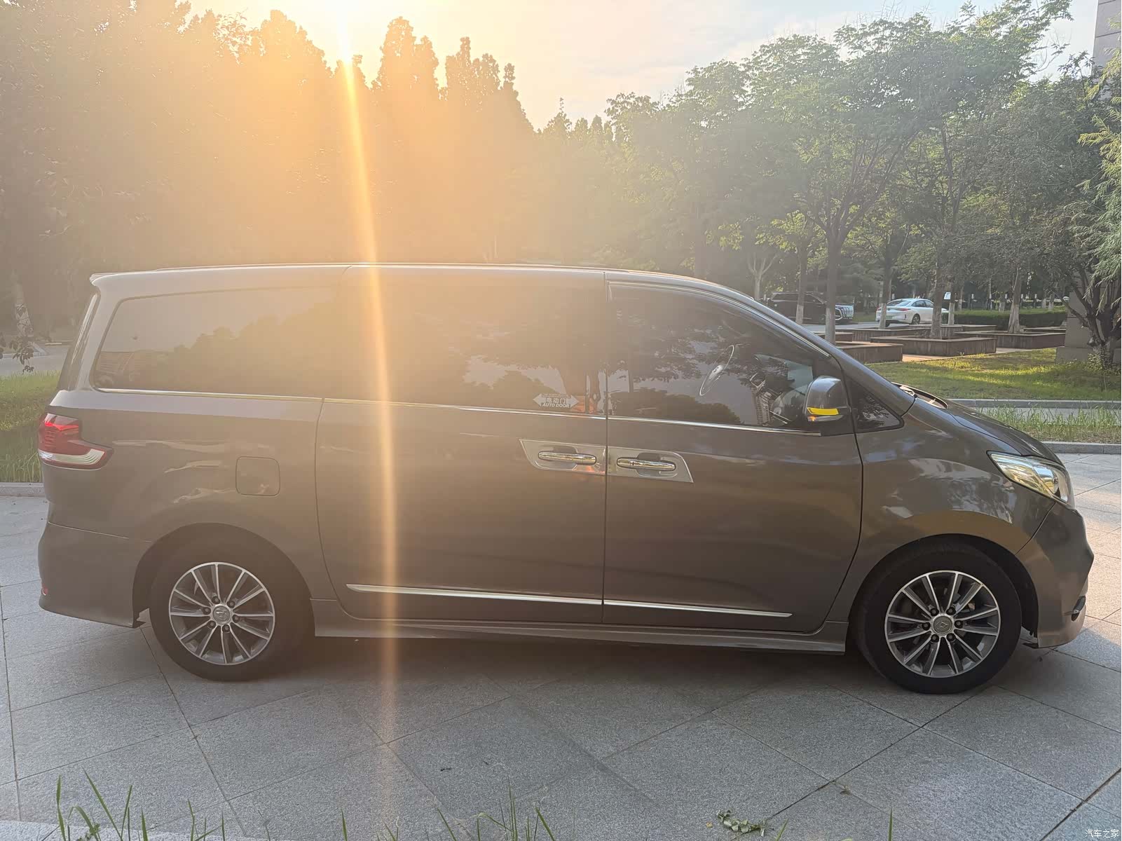 Maxus G10, 2017 7