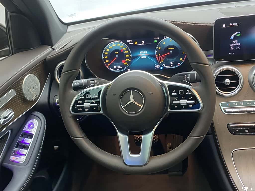 Mercedes-Benz GLC, 2023 16